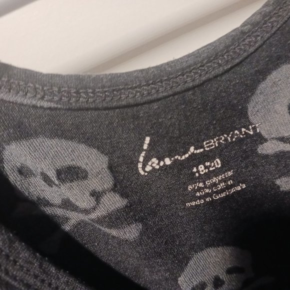 transparent skull tank top - Picture 3 of 3